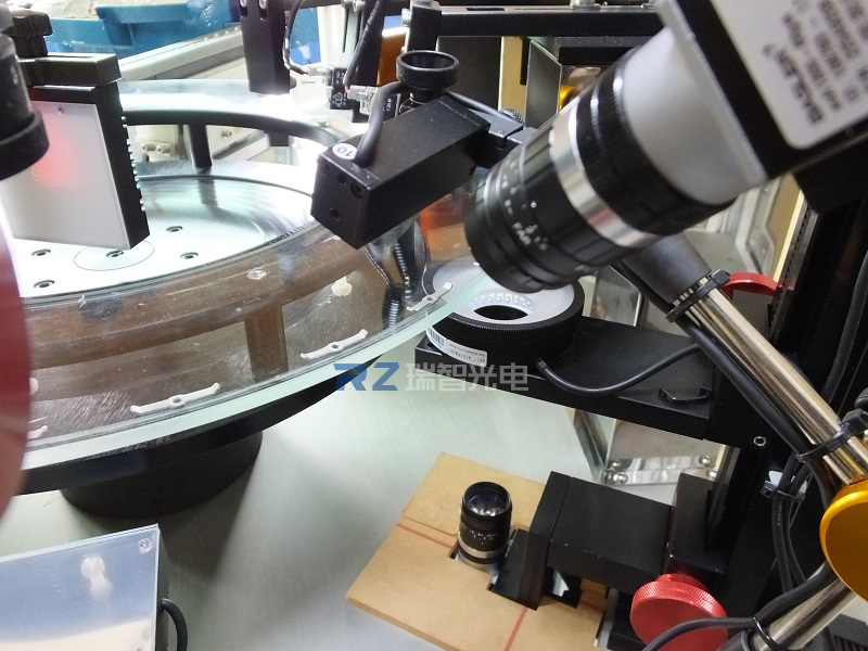 機(jī)器視覺檢測設(shè)備為什么大多使用CCD工業(yè)相機(jī)？