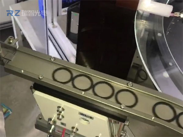 自動(dòng)光學(xué)檢測(cè)設(shè)備廠(chǎng)家：機(jī)器視覺(jué)檢測(cè)設(shè)備由哪些部分組成？