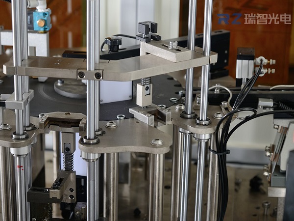 視覺檢測(cè)設(shè)備廠家告訴你什么是視覺系統(tǒng)？